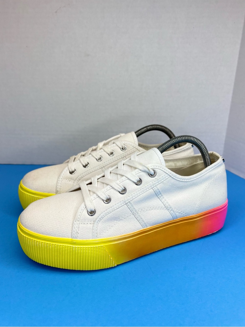 Steve Madden Emmi Womens Canvas Platform Sneakers Rainbow Ombre’ Size 10M VG
